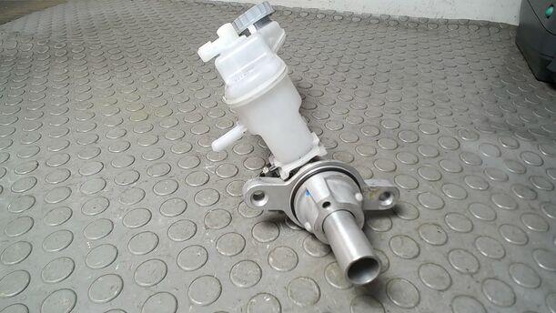 Foto: HAUPTBREMSZYLINDER eines Suzuki SX4 1.6 VVT