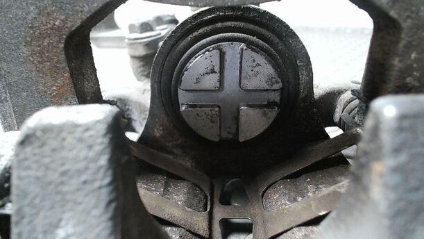 Foto: BREMSSATTEL HINTEN RECHTS eines Suzuki SX4 1.6 VVT