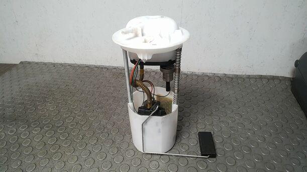 Foto: KRAFTSTOFFPUMPE eines Suzuki SX4 1.6 VVT
