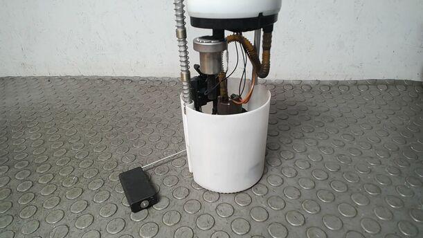 Foto: KRAFTSTOFFPUMPE eines Suzuki SX4 1.6 VVT