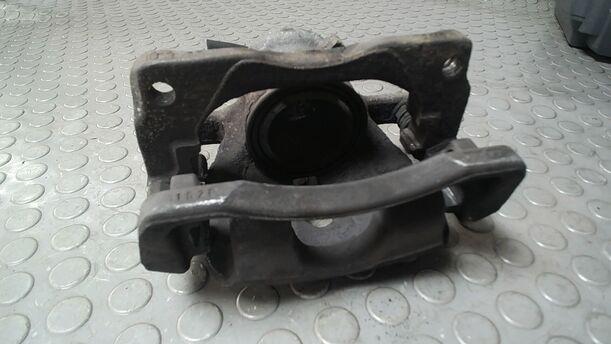 Foto: BREMSSATTEL VORN LINKS ( TRW ) eines Suzuki SX4 1.6 VVT