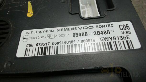 Foto: STEUERGERÄTE BCM / BODY CONTROL MODULE eines Hyundai Santa Fe 2.2 CRDi 4WD