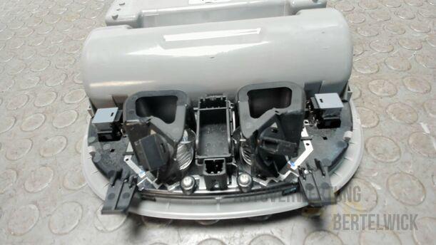 Foto: INNENBELEUCHTUNG / BRILLENFACH eines Hyundai Santa Fe 2.2 CRDi 4WD