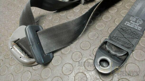 Foto: SICHERHEITSGURT VORNE LINKS eines Hyundai Santa Fe 2.2 CRDi 4WD