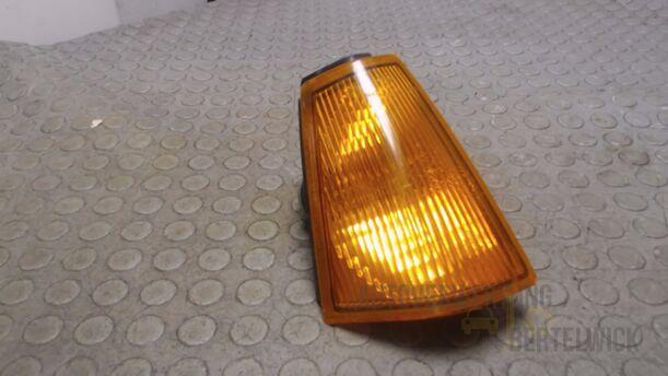 Foto: BLINKER / BLINKLEUCHTE RECHTS eines Volvo 340