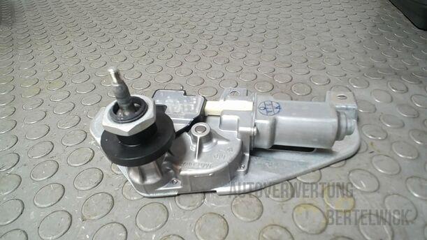 Foto: Scheibenwischermotor hinten eines Suzuki SX4 1.6 VVT