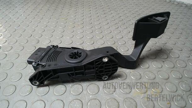 Foto: GASPEDAL eines Suzuki SX4 1.6 VVT