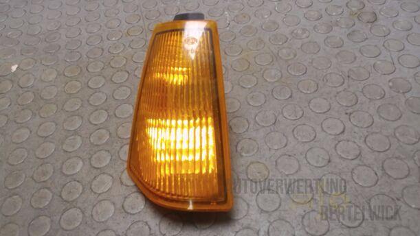 Foto: BLINKER / BLINKLEUCHTE RECHTS eines Volvo 340