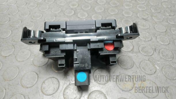 Foto: SCHALTER SITZHEIZUNG / 4WD eines Hyundai Santa Fe 2.2 CRDi 4WD