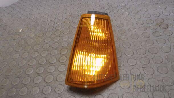 Foto: BLINKER / BLINLEUCHTE LINKS eines Volvo 340