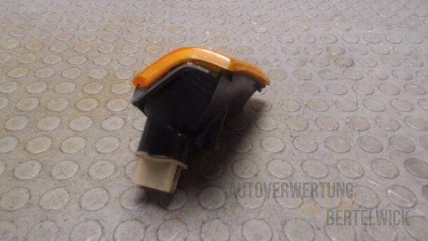 Foto: BLINKER / BLINLEUCHTE LINKS eines Volvo 340