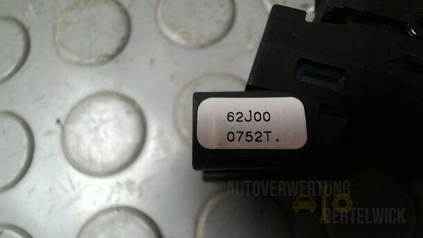 Foto: FENSTERHEBERSCHALTER eines Suzuki SX4 1.6 VVT