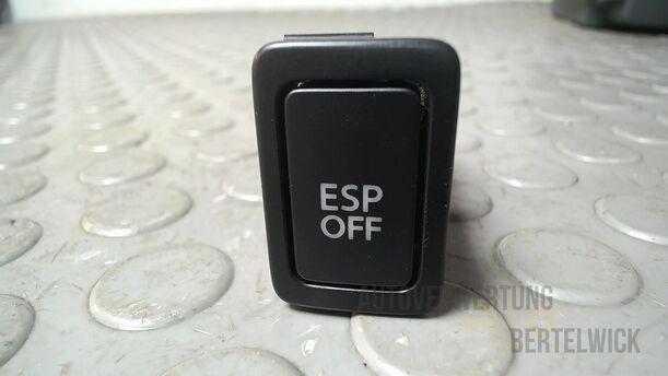 Foto: SCHALTER ESP eines Suzuki SX4 1.6 VVT