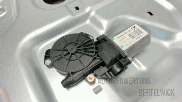 Foto: FENSTERHEBER VORNE LINKS eines Hyundai Santa Fe 2.2 CRDi 4WD