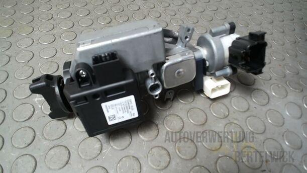 Foto: ZÜNDSCHLOSS/ SCHLIESSZYLINDER eines Suzuki SX4 1.6 VVT GL