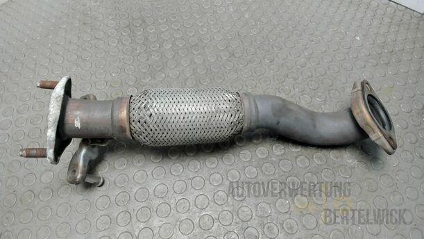 Foto: AUSPUFFROHR / FLEXROHR eines Hyundai Santa Fe 2.2 CRDi 4WD GL