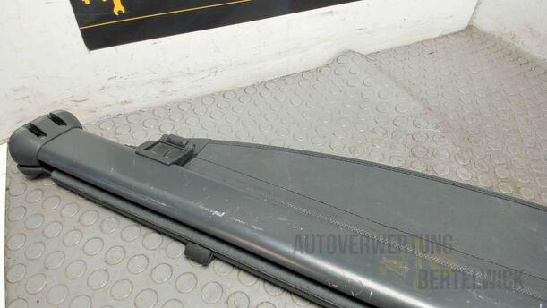 Foto: LADERAUMABDECKUNG eines Hyundai Santa Fe 2.2 CRDi 4WD GL