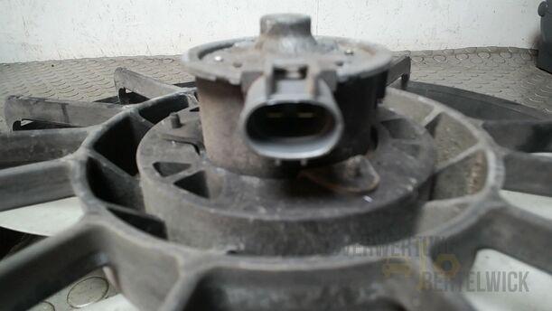 Foto: ELEKTROLÜFTER eines Suzuki SX4 1.6 VVT