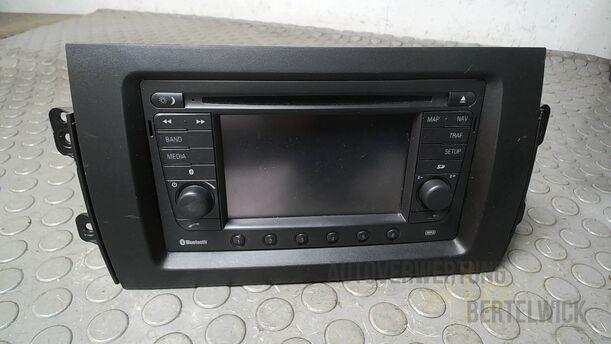 Foto: RADIO eines Suzuki SX4 1.6 VVT