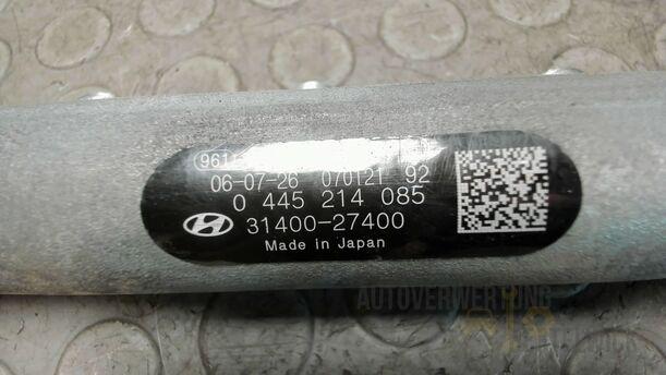 Foto: VERTEILERROHR / COMMONRAIL eines Hyundai Santa Fe 2.2 CRDi 4WD