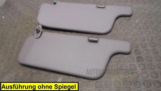 Foto: SONNENBLENDENPAAR eines Nissan Micra 1.0