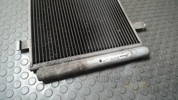 Foto: KONDENSATOR eines Suzuki SX4 1.6 VVT
