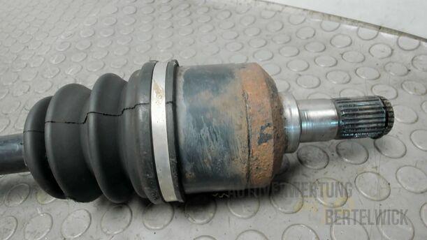 Foto: ANTRIEBSWELLE HINTEN LINKS eines Hyundai Santa Fe 2.2 CRDi 4WD