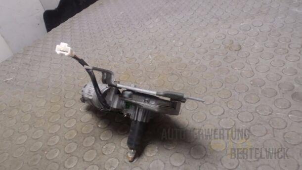 Foto: HECKWISCHERMOTOR eines Nissan Micra 1.0