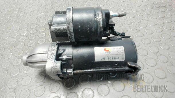Foto: ANLASSER / STARTER eines Opel Corsa 1.3 CDTI