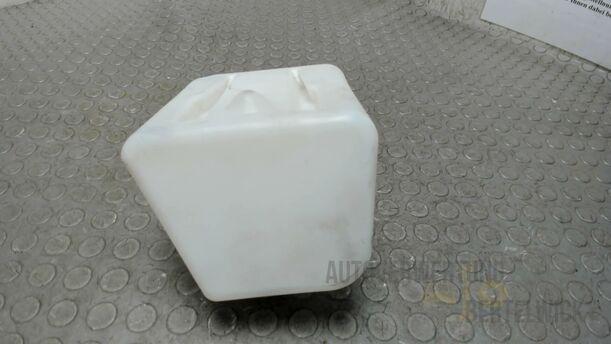 Foto: AUSGLEICHSBEHÄLTER eines Opel Corsa 1.3 CDTI