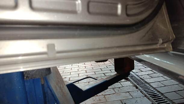 Foto: TÜR HINTEN LINKS eines Mercedes-Benz A 170