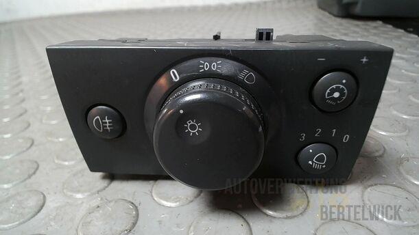 Foto: LICHTSCHALTER eines Opel Meriva 1.6 16V