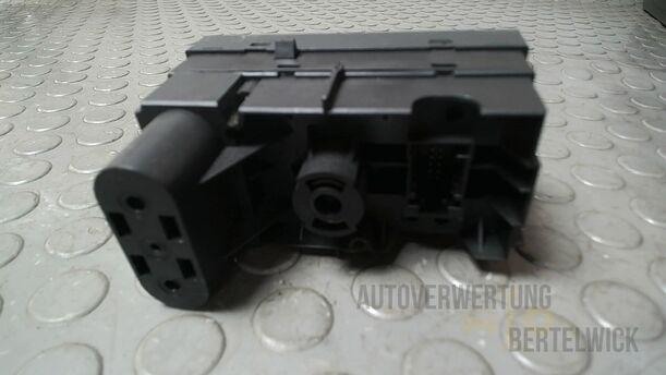 Foto: LICHTSCHALTER eines Opel Meriva 1.6 16V