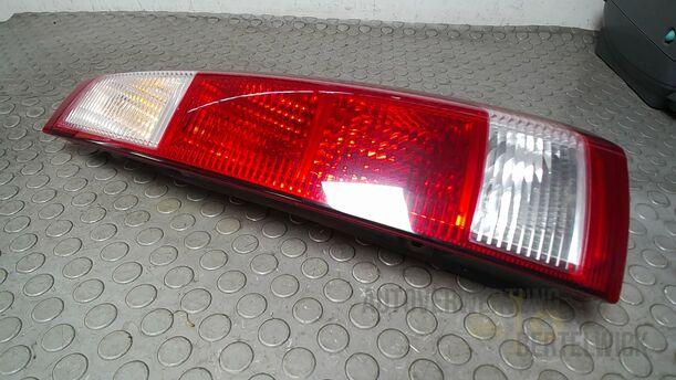 Foto: HECKLEUCHTE/ RÜCKLEUCHTE RECHTS eines Opel Meriva 1.6 16V