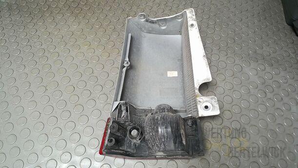 Foto: REFLECKTOR MIT BLENDE RECHTS eines Opel Meriva 1.6 16V