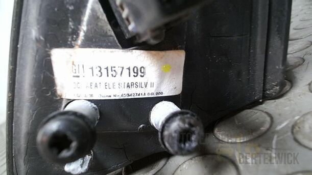 Foto: AUSSENSPIEGEL ELEKTRISCH ANKLAPPBAR RECHTS eines Opel Meriva 1.6 16V