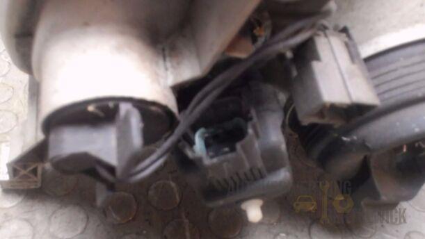 Foto: SCHEINWERFER LINKS eines Nissan Micra 1.0