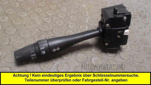 Foto: BLINKSCHALTER / KOMBISCHALTER eines Nissan Micra 1.0