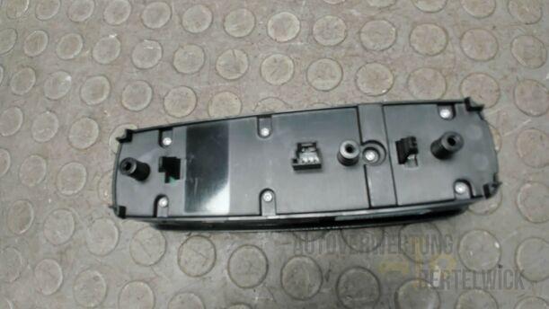 Foto: FENSTERHEBERSCHALTER eines Mercedes-Benz A 170