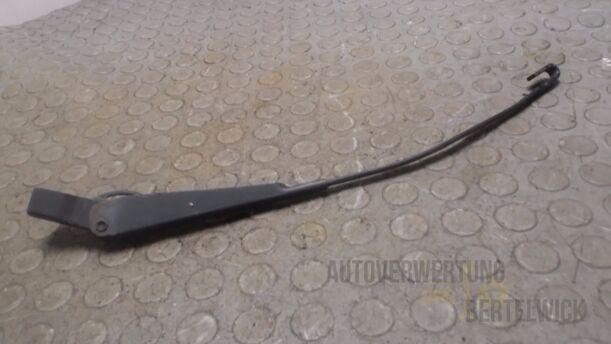 Foto: SCHEIBENWISCHERARM HINTEN eines Nissan Micra 1.0