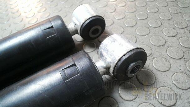 Foto: STOSSDÄMPFER HINTEN ( SACHS ) eines Opel Meriva 1.6 16V