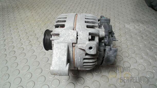 Foto: LICHTMASCHINE ( BOSCH / 100 A ) eines Opel Meriva 1.6 16V