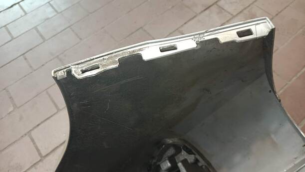 Foto: STOSSFÄNGER / STOßSTANGE HINTEN eines Peugeot 207 SW 110 HDi FAP (Blue Lion)