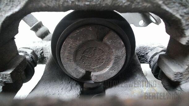 Foto: BREMSSATTEL HINTEN RECHTS ( LUCAS ) eines Opel Meriva 1.6 16V