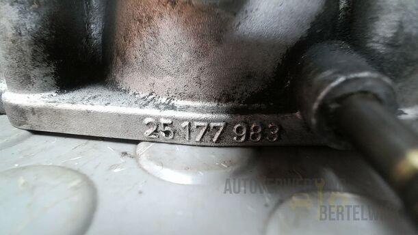 Foto: DROSSELKLAPPENSTUTZEN/ DROSSELKLAPPE eines Opel Meriva 1.6 16V