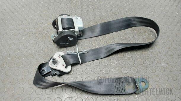 Foto: SICHERHEITSGURT VORNE RECHTS eines Peugeot 207 SW 110 HDi FAP (Blue Lion)