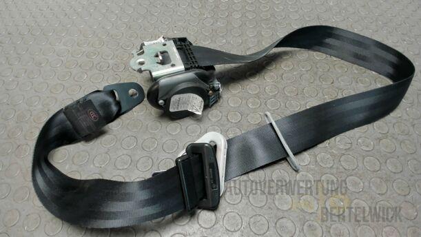 Foto: SICHERHEITSGURT VORNE RECHTS eines Peugeot 207 SW 110 HDi FAP (Blue Lion)