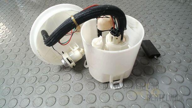 Foto: KRAFTSTOFFPUMPE Z16XE eines Opel Meriva 1.6 16V EL
