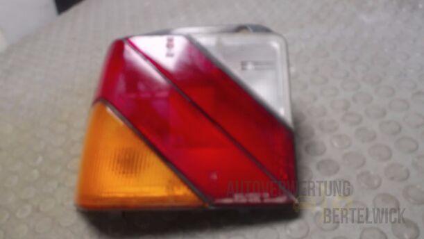 Foto: HECKLEUCHTE / RÜCKLICHT LINKS eines Mitsubishi Lancer 1500 GL