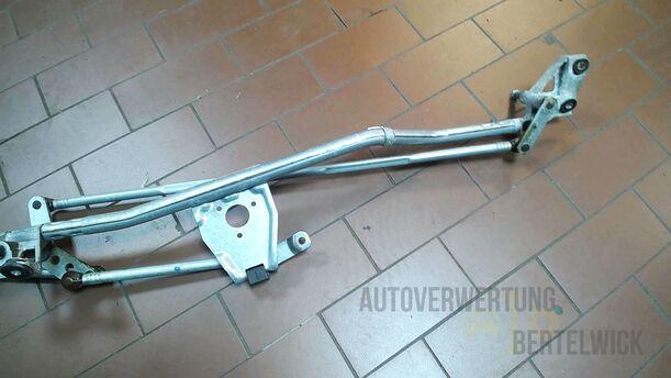 Foto: SCHEIBENWISCHERGESTÄNGE eines Opel Meriva 1.6 16V